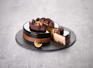 Entremets Chocolait-Passion ancel