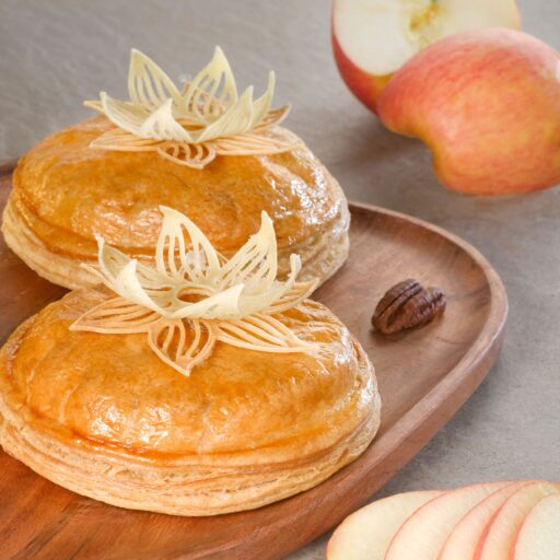 Chaussons des rois Pomme Tatin, Noix de Pécan & Sirop d’Érable