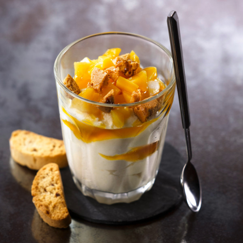 Verrine mangue chocolat blanc et croustillant de canistrelli