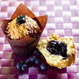 Fabrication-de-muffins-natures-aux-fourrages-variés